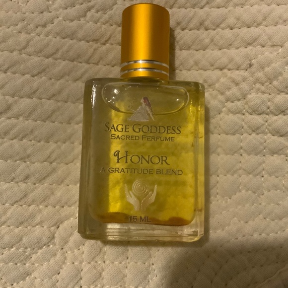 Ritually intentionally made — HONOR — oil Perfume - Picture 2 of 2